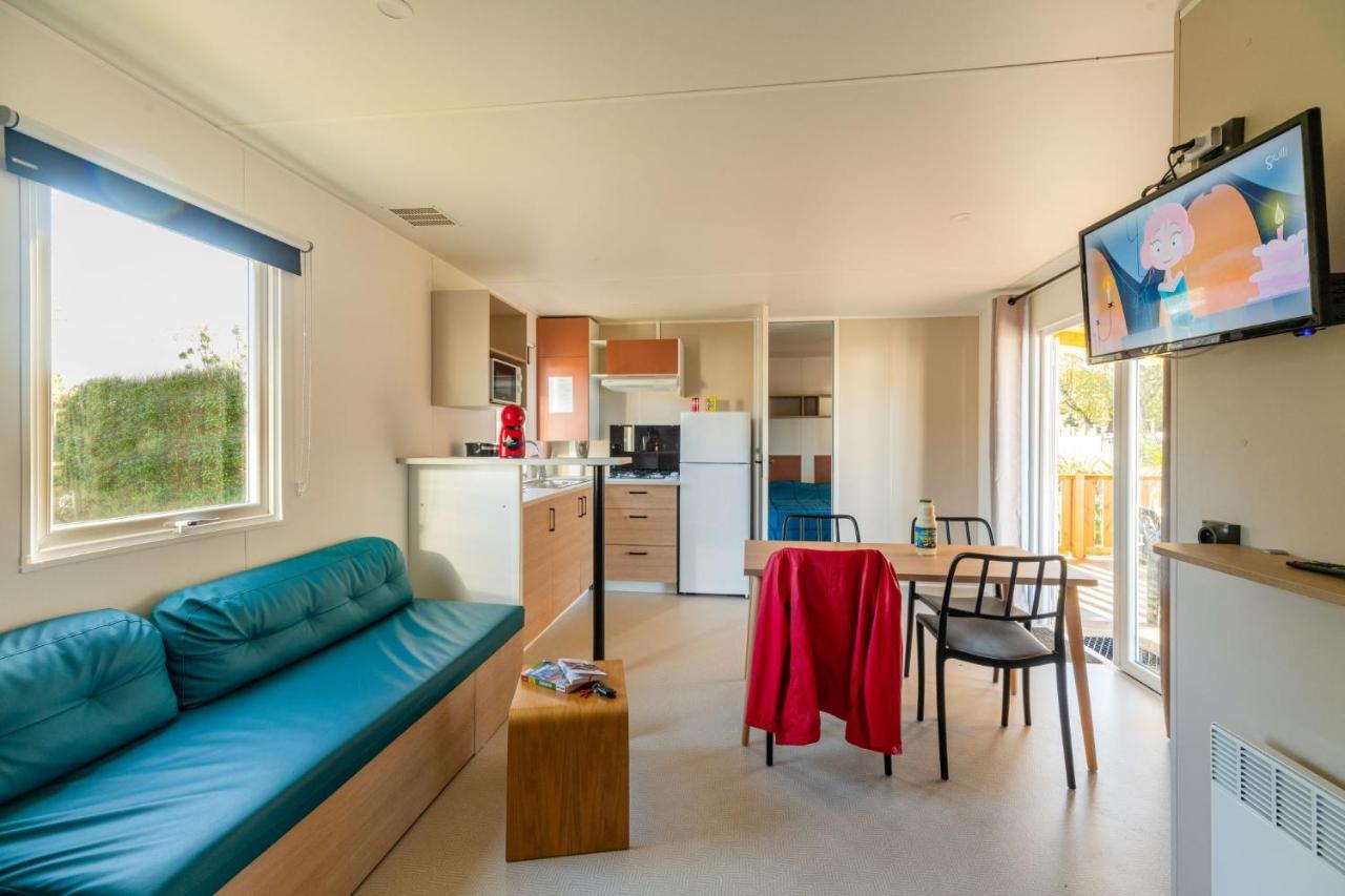 Camping Les Carolins Saint-Lo-d'Ourville 外观 照片
