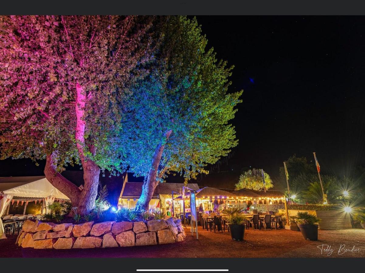 Camping Les Carolins Saint-Lo-d'Ourville 外观 照片