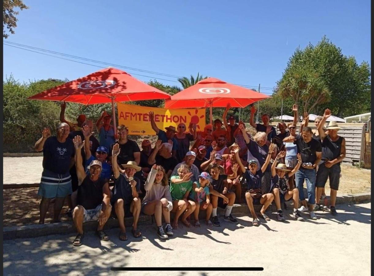 Camping Les Carolins Saint-Lo-d'Ourville 外观 照片