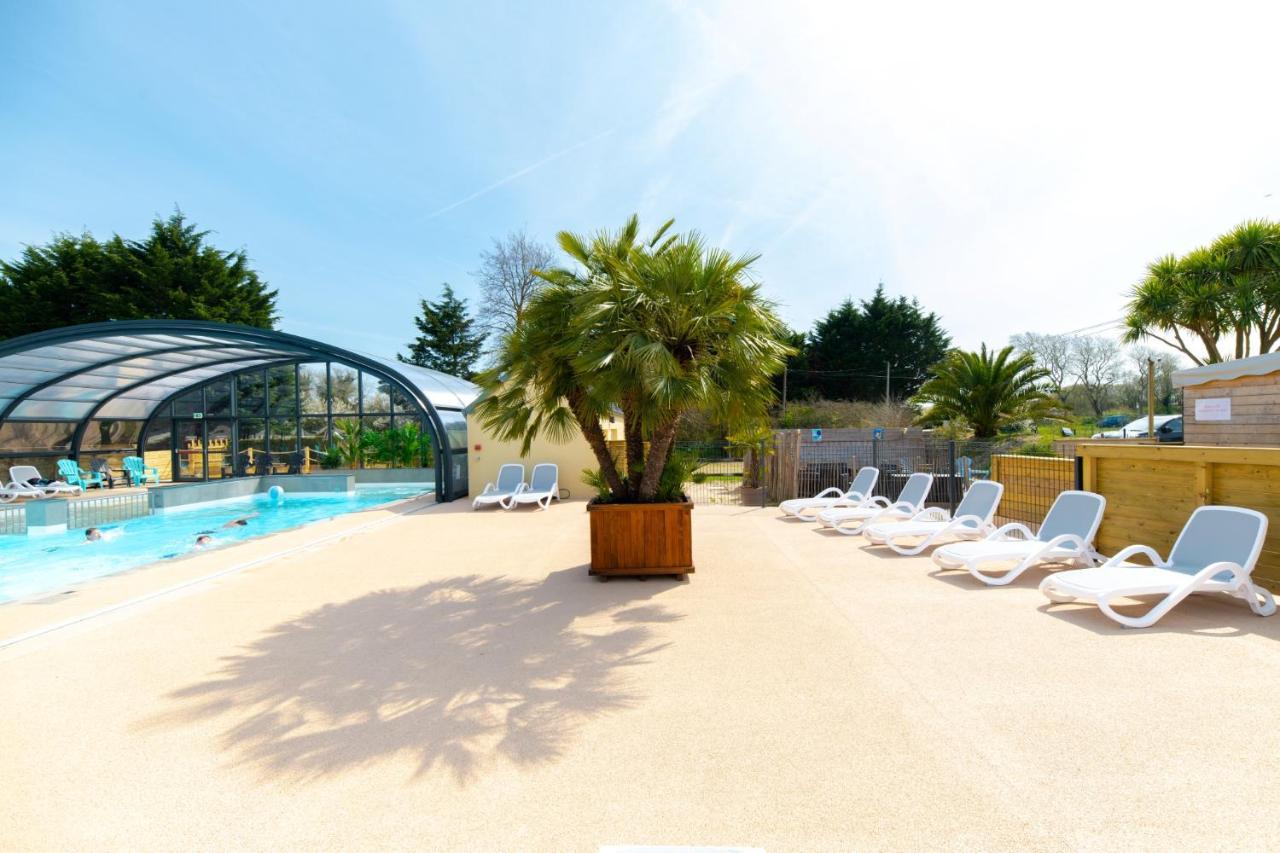 Camping Les Carolins Saint-Lo-d'Ourville 外观 照片